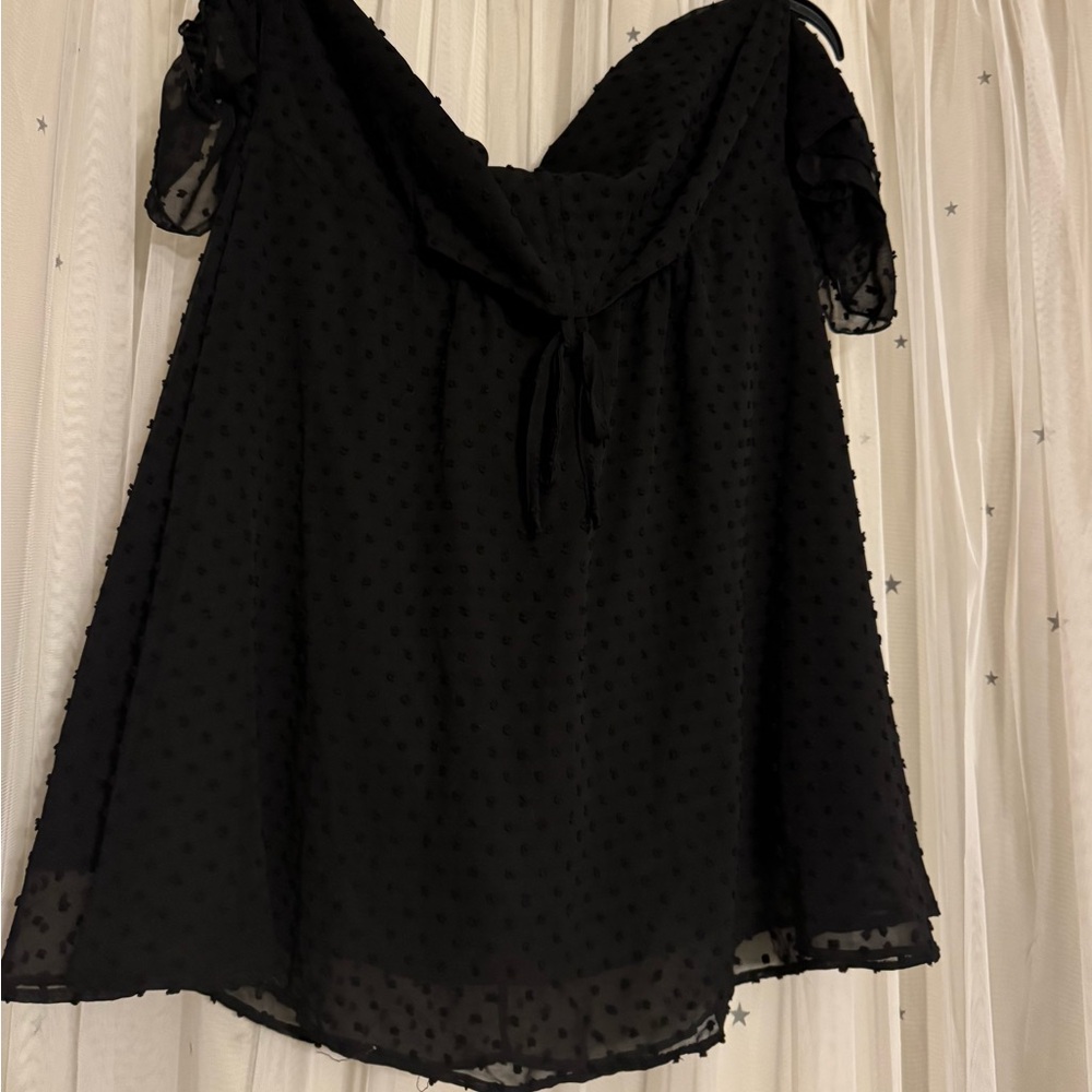 BloomChic Black off the shoulder Dress